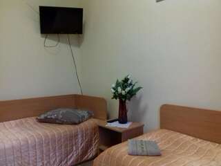 Хостелы Hostel AC 1 Ужгород Трехместный номер эконом-класса-8