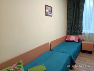 Хостелы Hostel AC 1 Ужгород Бюджетный трехместный номер-3