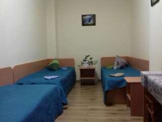 Хостелы Hostel AC 1 Ужгород Бюджетный трехместный номер-4